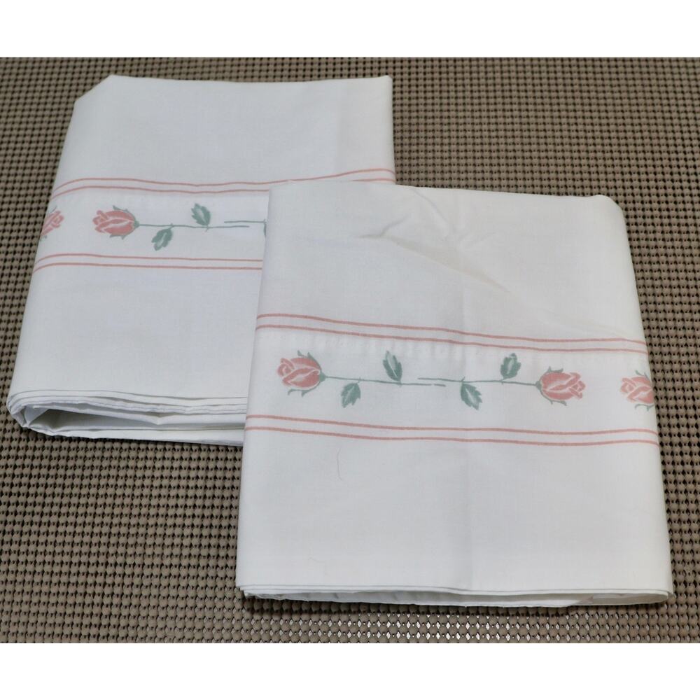 Vintage J.P. Stevens Rose Floral Pillowcases Percale Standard Lot of 2